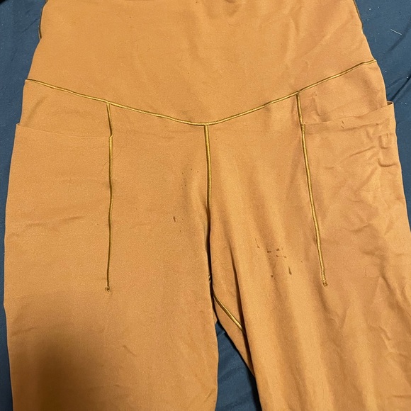 Tan offline by aerie leggings - Picture 2 of 2